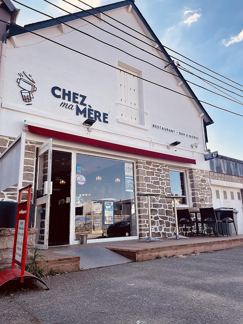 Bar à fléchettes Chez ma mère à Quimper