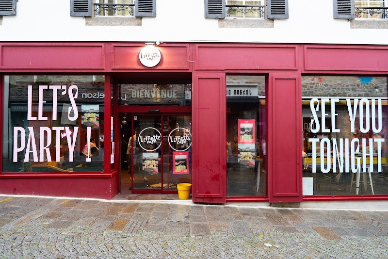Bar à fléchettes LevЯette Café St-Brieuc à Saint-Brieuc