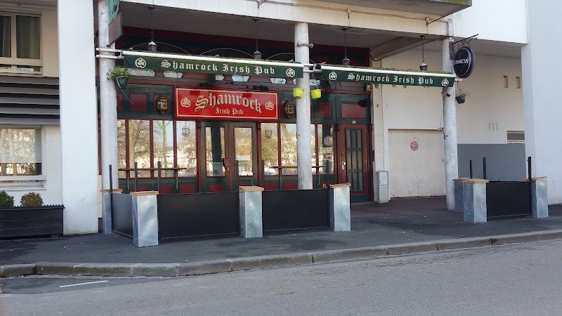 Bar à fléchettes Shamrock Irish Pub à Lorient