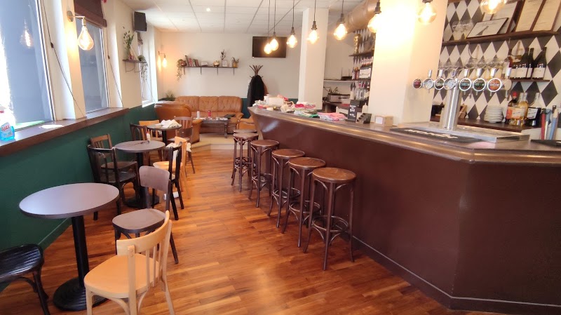 Bar à fléchettes Shark Poule à Brest